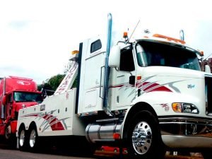 Busca nuevo reglamento eliminar ilegalidad en arrastre de autotransporte