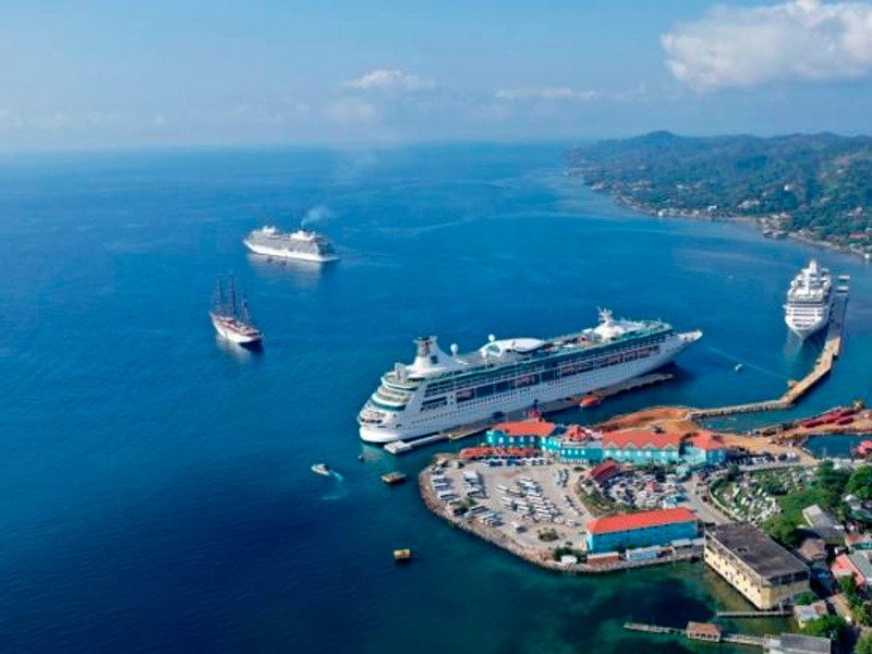 Foro PBIP 2023: Avanzando hacia un futuro de seguridad tecnológica y sostenible en Roatán
