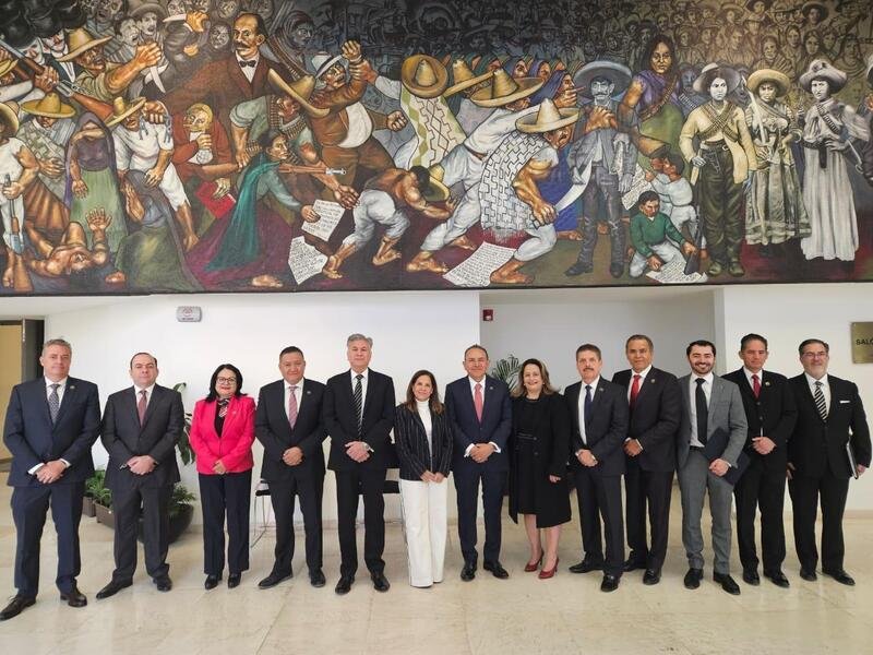 Canacar y Segob abordan la crisis de inseguridad carreteras