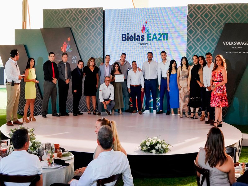 VW Guanajuato premia en Olimpiadas de Producción