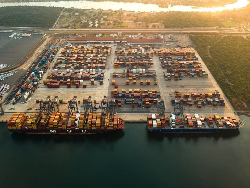 Desafíos operativos en Manzanillo y LC, mientras tarifas Asia-México se ajustan