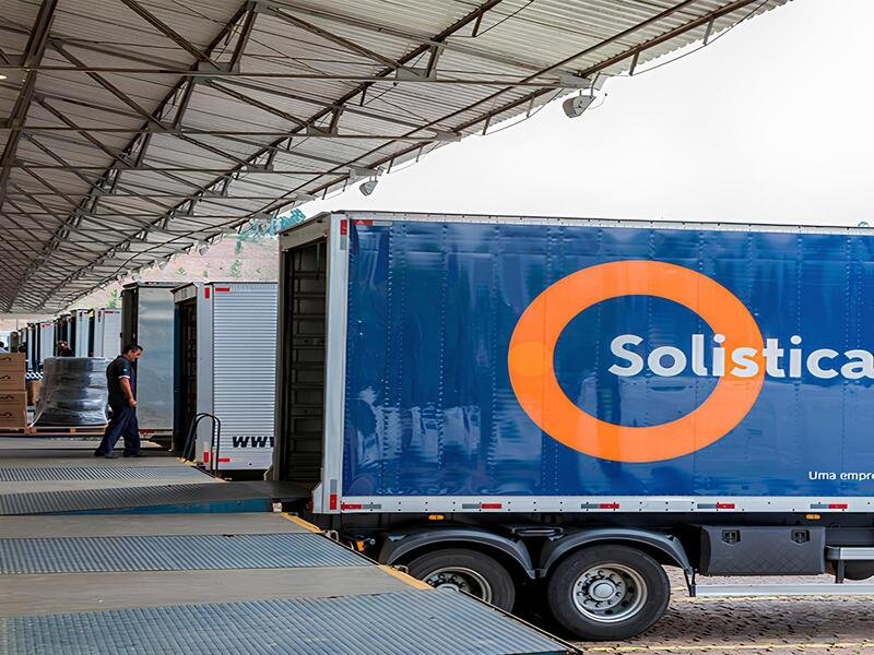 Grupo Traxión adquiere al contado división logística de FEMSA por 4 mil MDP