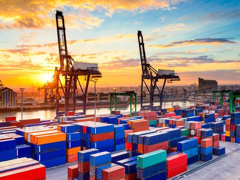 Tendencia mixta: aumentan importaciones, pero se acumula déficit comercial