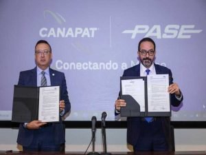 Canapat y PASE sellan alianza para revolucionar el autotransporte