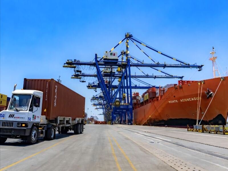 Brazo portuario de MSC y BlackRock concluyen compra de IPM a Tribasa