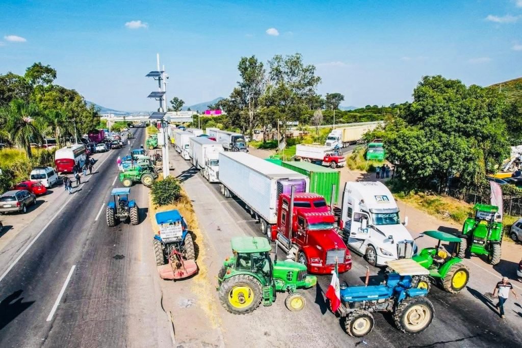 CANACINTRA reconoce acuerdo para liberar carreteras y advierte pérdidas por más de 2,300 millones de pesos tras bloqueos