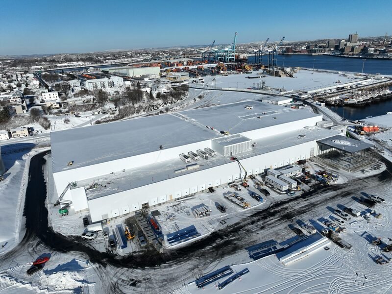 Americold, CPKC y DP World inauguran planta portuaria de frío en Canadá