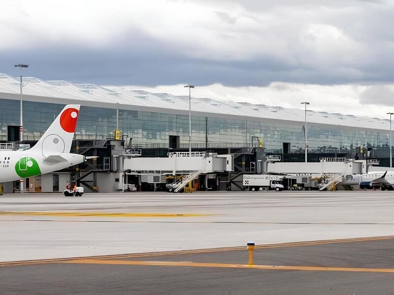 México refuerza control sobre slots aeroportuarios