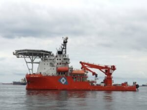 Crisis financiera de Pemex desata embargos de buques y abandono de marinos