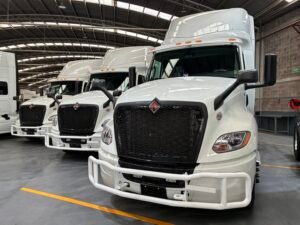 Ventas de vehículos pesados crecen 8.2% hasta septiembre
